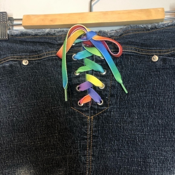 𝅺bongo Y2K Denim Mini Skirt, size 13 (fits like 12) - Picture 2 of 10